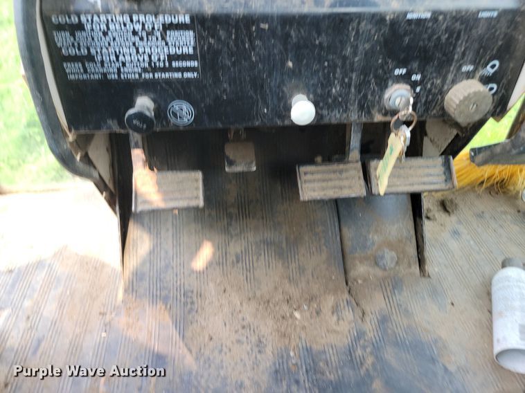 image for item OD9625 Case 1070 tractor