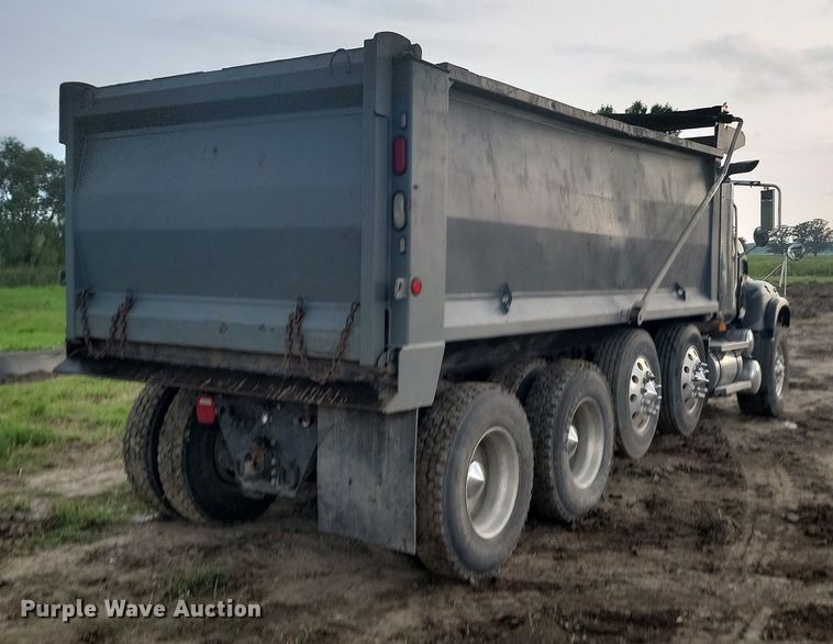 image for item OD9627 2004 Mack  CV713 dump truck