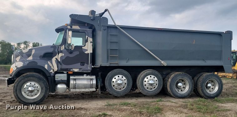 image for item OD9627 2004 Mack  CV713 dump truck