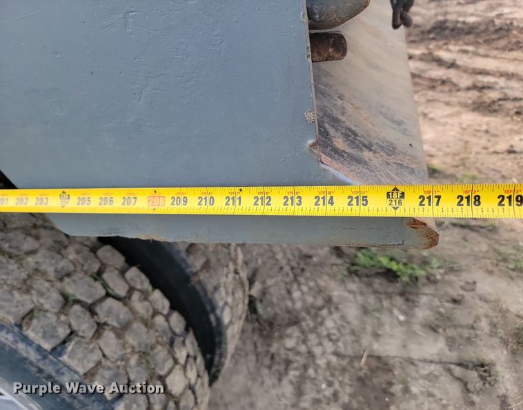 image for item OD9627 2004 Mack  CV713 dump truck