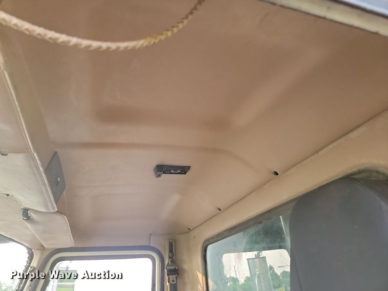 image for item OD9627 2004 Mack  CV713 dump truck