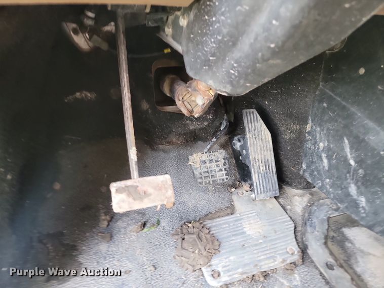 image for item OD9627 2004 Mack  CV713 dump truck