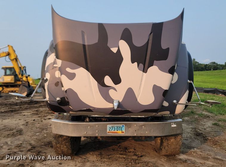 image for item OD9627 2004 Mack  CV713 dump truck