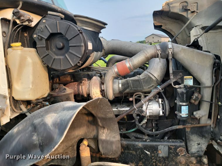 image for item OD9627 2004 Mack  CV713 dump truck