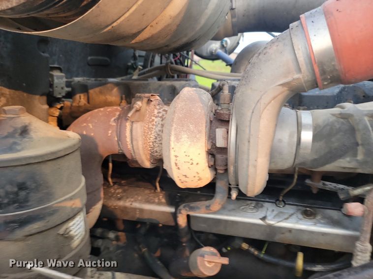 image for item OD9627 2004 Mack  CV713 dump truck