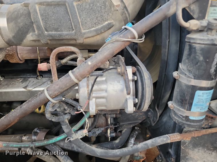 image for item OD9627 2004 Mack  CV713 dump truck