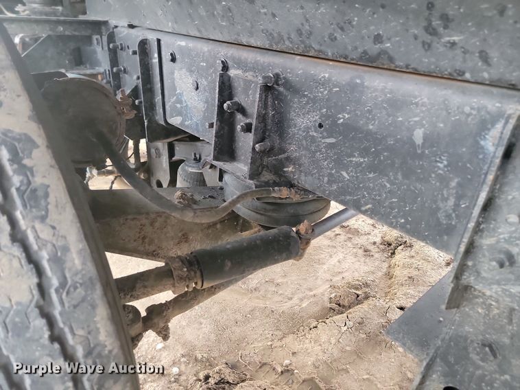 image for item OD9627 2004 Mack  CV713 dump truck