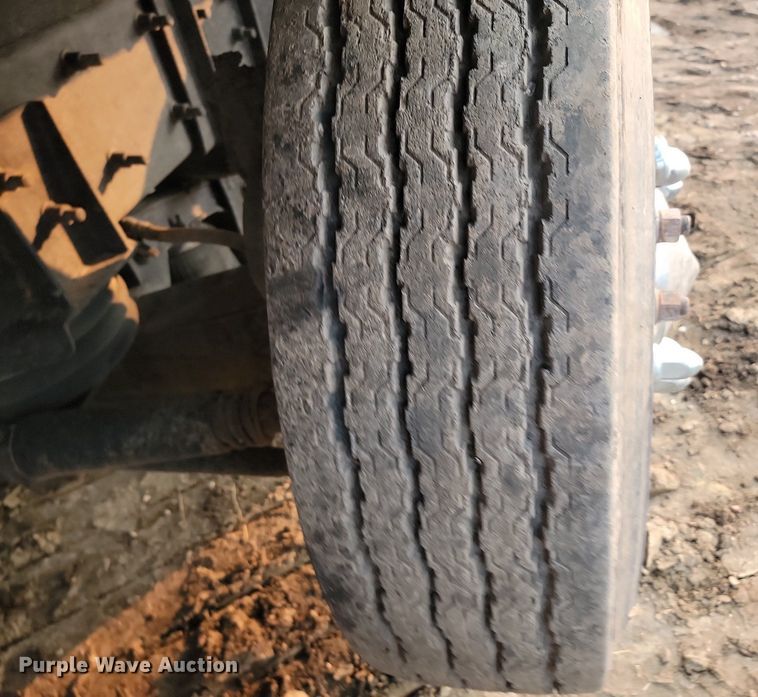 image for item OD9627 2004 Mack  CV713 dump truck