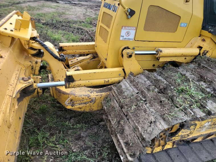 image for item OD9628 2011 Komatsu D51PX-22 dozer