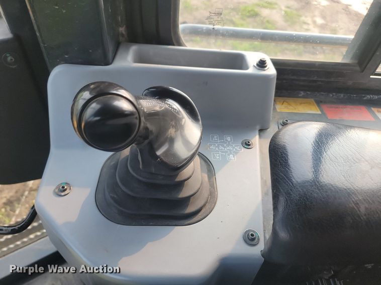 image for item OD9628 2011 Komatsu D51PX-22 dozer