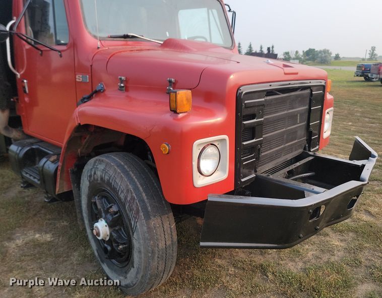 image for item OD9631 1988 International F1954 dump truck