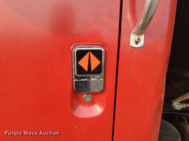 image for item OD9631 1988 International F1954 dump truck