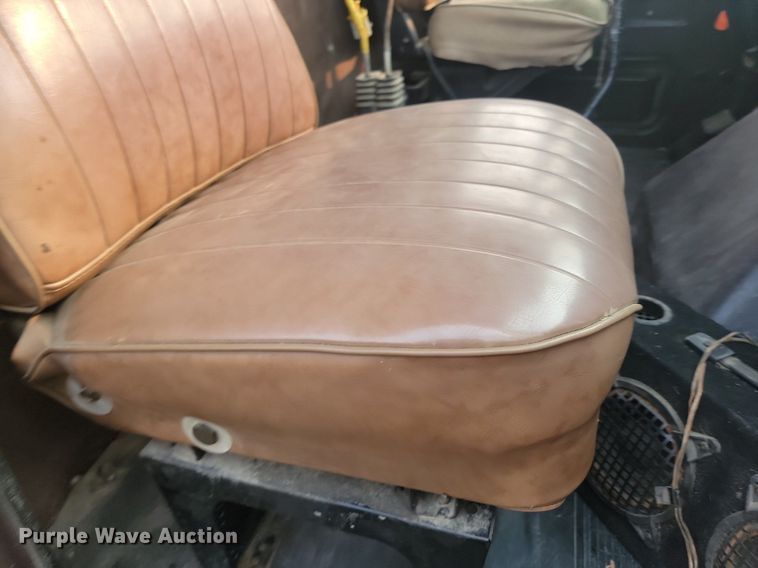 image for item OD9631 1988 International F1954 dump truck