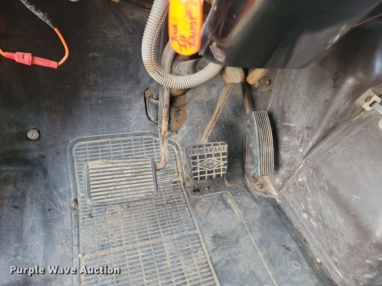 image for item OD9631 1988 International F1954 dump truck