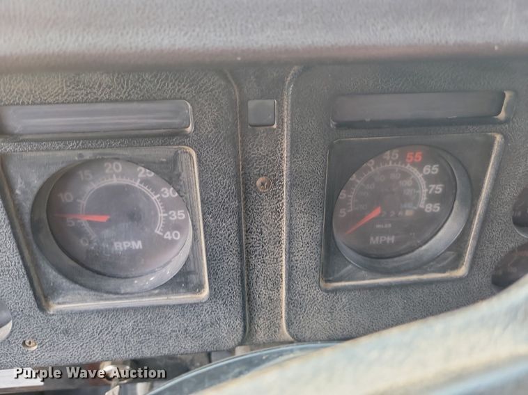 image for item OD9631 1988 International F1954 dump truck