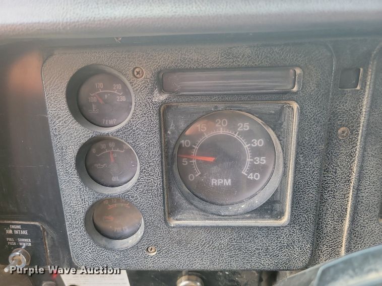 image for item OD9631 1988 International F1954 dump truck