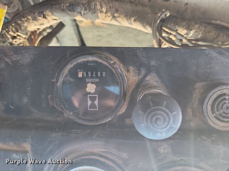 image for item OD9633 1983 John Deere 862 elevating scraper