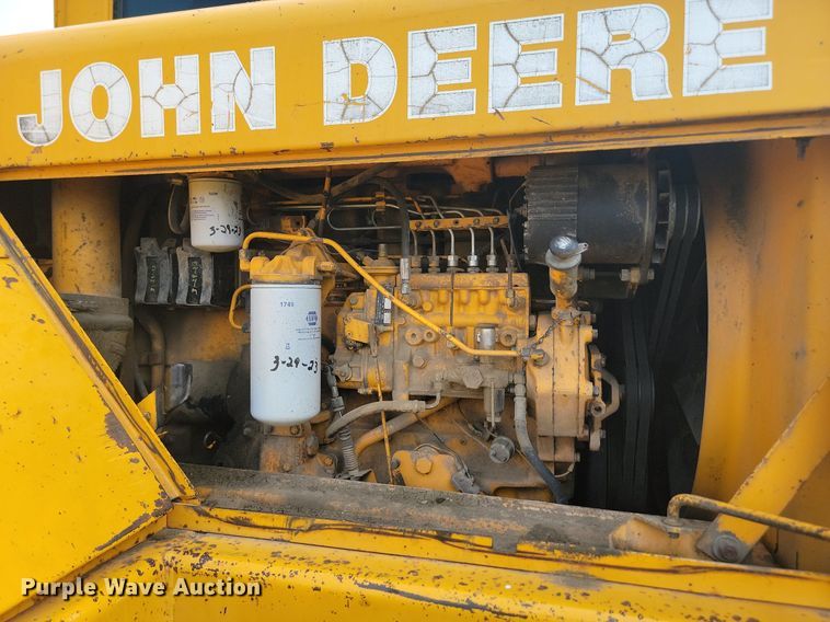 image for item OD9633 1983 John Deere 862 elevating scraper