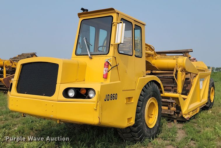 image for item OD9634 1972 John Deere 860 elevating scraper