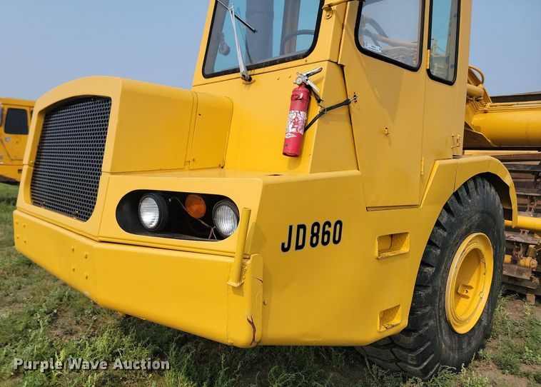 image for item OD9634 1972 John Deere 860 elevating scraper