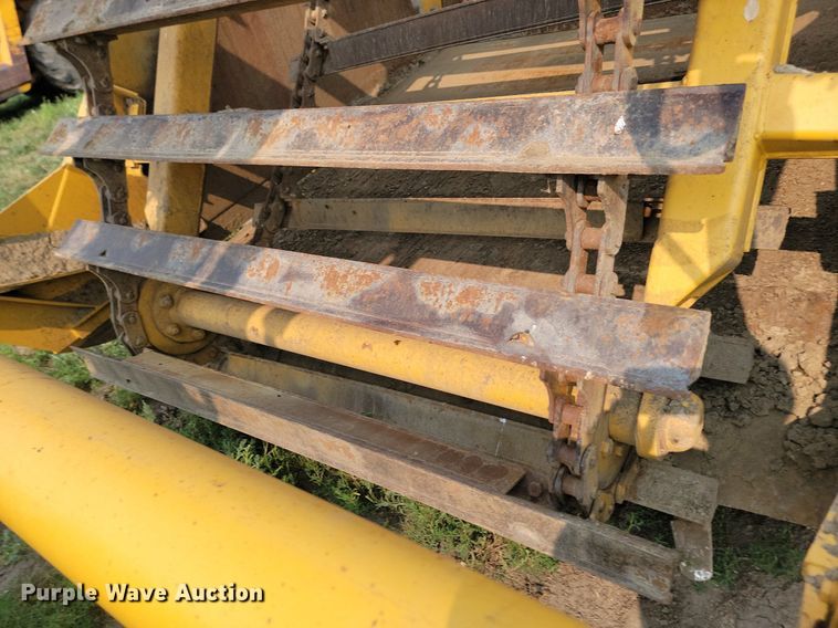 image for item OD9634 1972 John Deere 860 elevating scraper