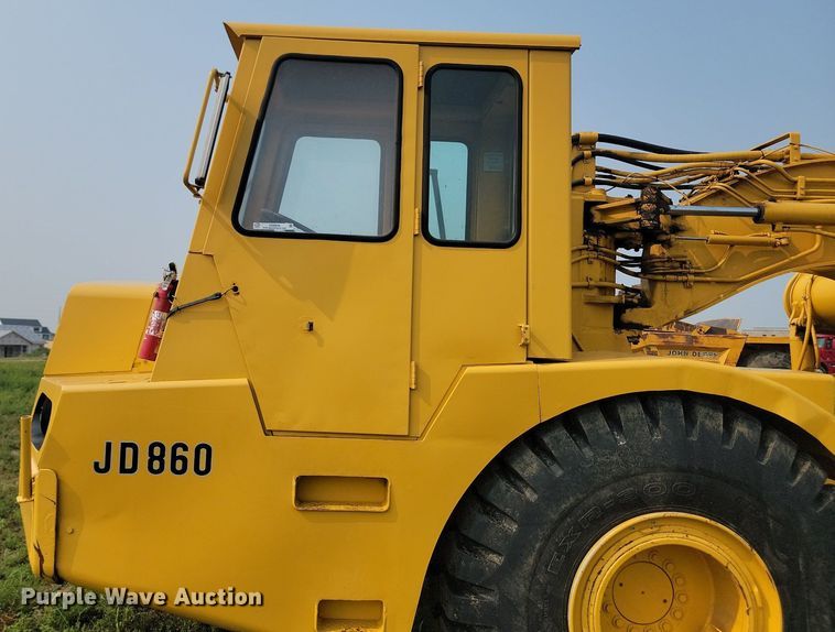 image for item OD9634 1972 John Deere 860 elevating scraper