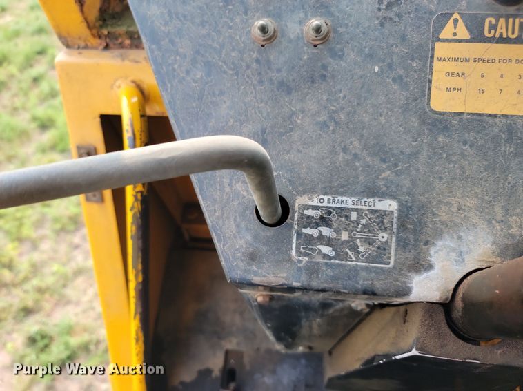 image for item OD9634 1972 John Deere 860 elevating scraper