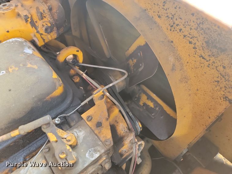 image for item OD9634 1972 John Deere 860 elevating scraper