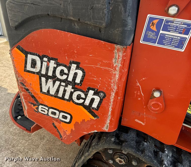 image for item OF9785 2022 Ditch Witch  SK600 compact utility loader