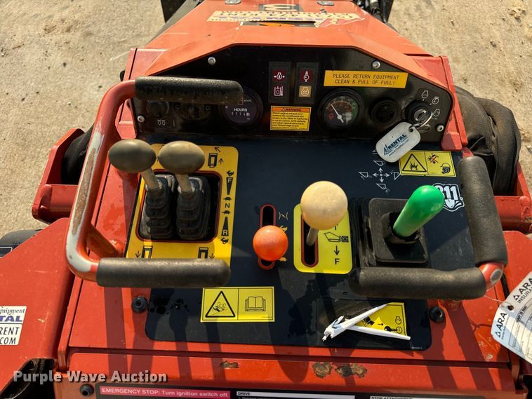 image for item OF9785 2022 Ditch Witch  SK600 compact utility loader