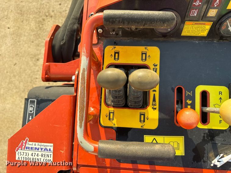 image for item OF9785 2022 Ditch Witch  SK600 compact utility loader