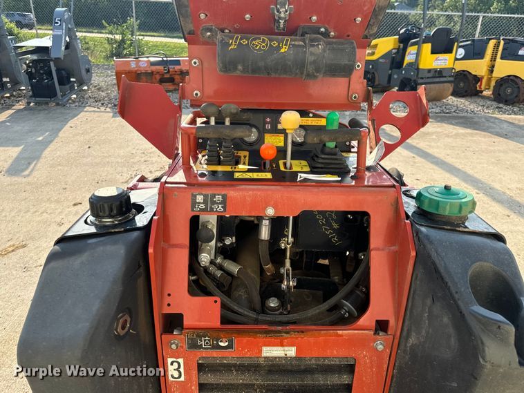image for item OF9785 2022 Ditch Witch  SK600 compact utility loader