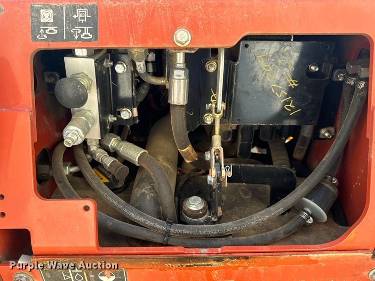 image for item OF9785 2022 Ditch Witch  SK600 compact utility loader