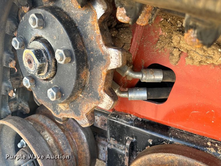 image for item OF9785 2022 Ditch Witch  SK600 compact utility loader