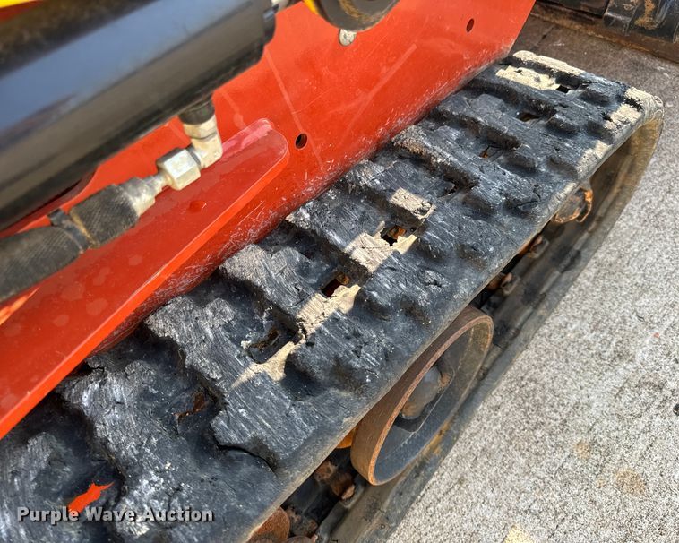 image for item OF9785 2022 Ditch Witch  SK600 compact utility loader