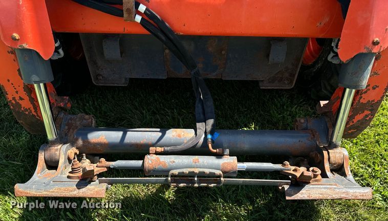 image for item OF9859 2019 Kubota SSV75 skid steer loader