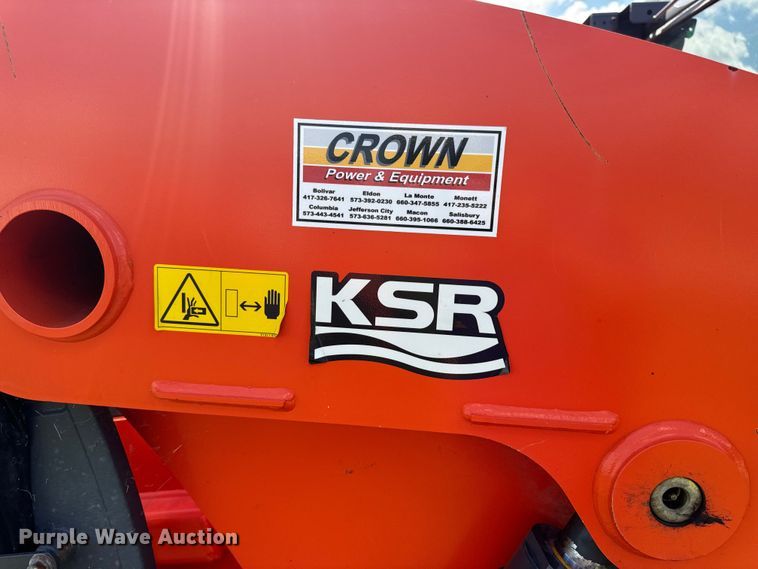 image for item OF9859 2019 Kubota SSV75 skid steer loader