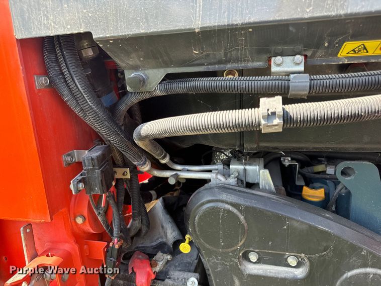 image for item OF9859 2019 Kubota SSV75 skid steer loader