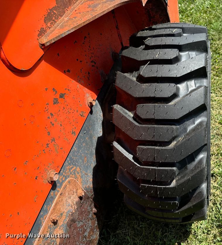 image for item OF9859 2019 Kubota SSV75 skid steer loader