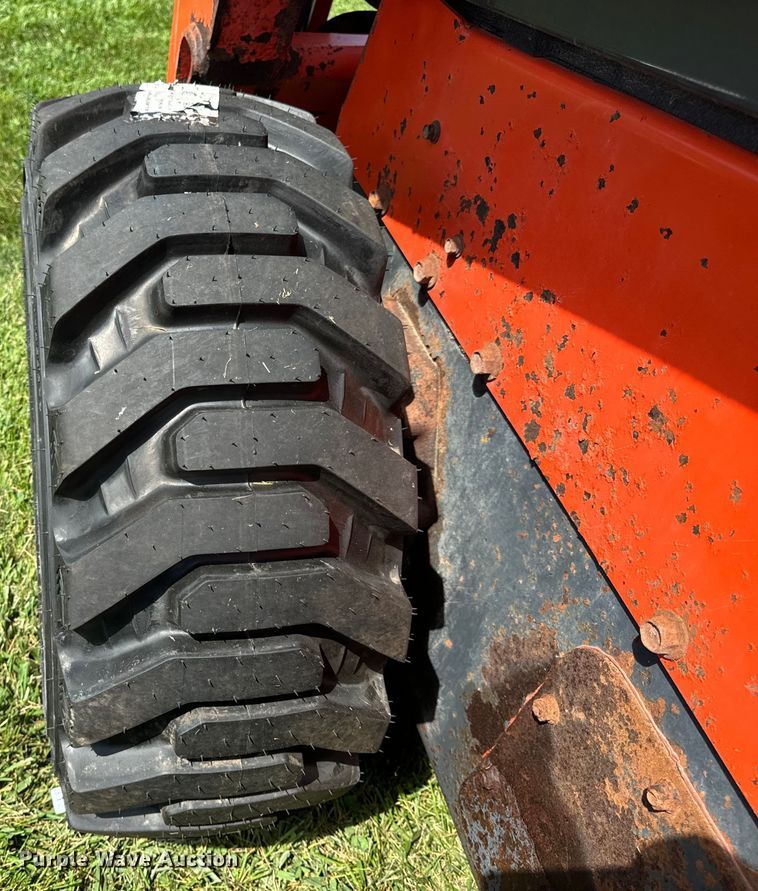 image for item OF9859 2019 Kubota SSV75 skid steer loader