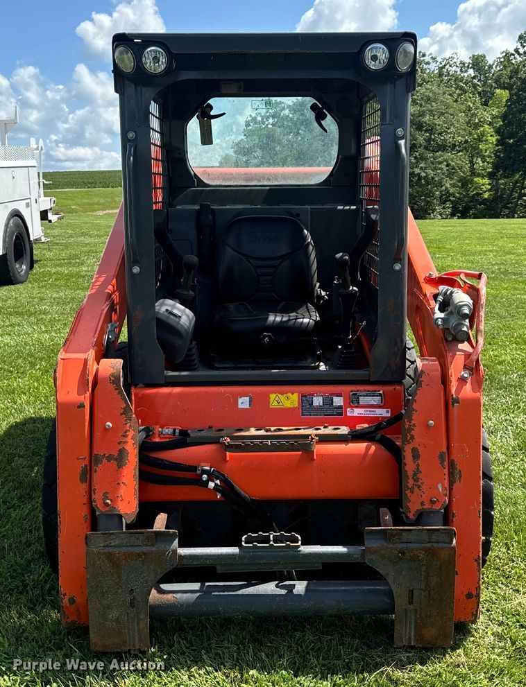 image for item OF9860 2016 Kubota SSV75 skid steer loader