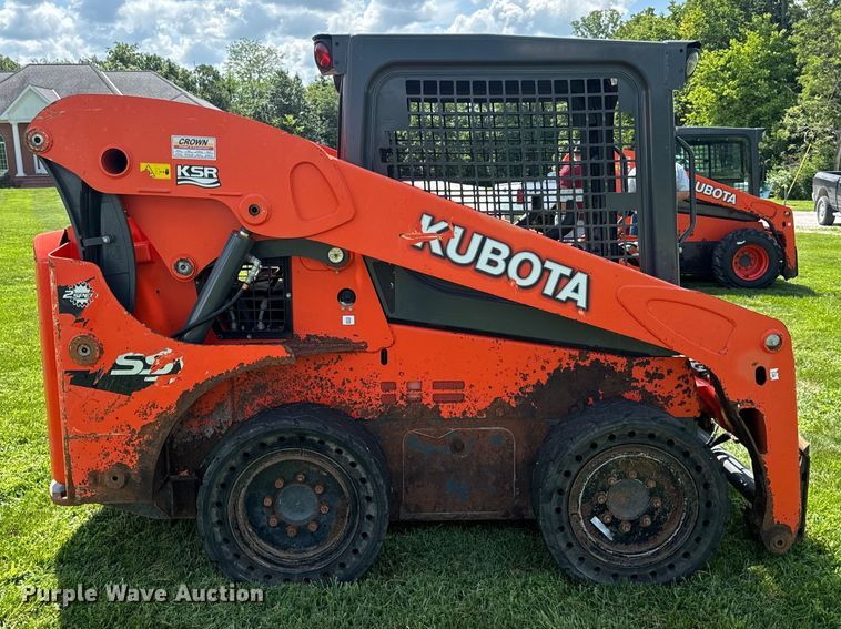 image for item OF9860 2016 Kubota SSV75 skid steer loader