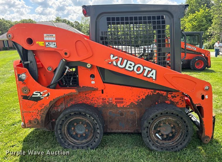 image for item OF9860 2016 Kubota SSV75 skid steer loader