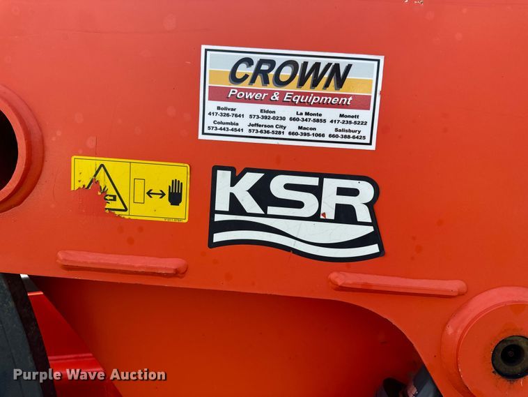 image for item OF9860 2016 Kubota SSV75 skid steer loader