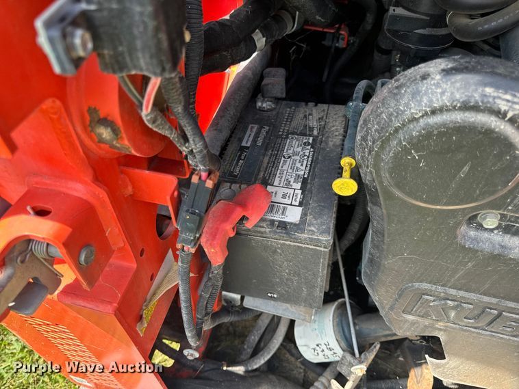 image for item OF9860 2016 Kubota SSV75 skid steer loader