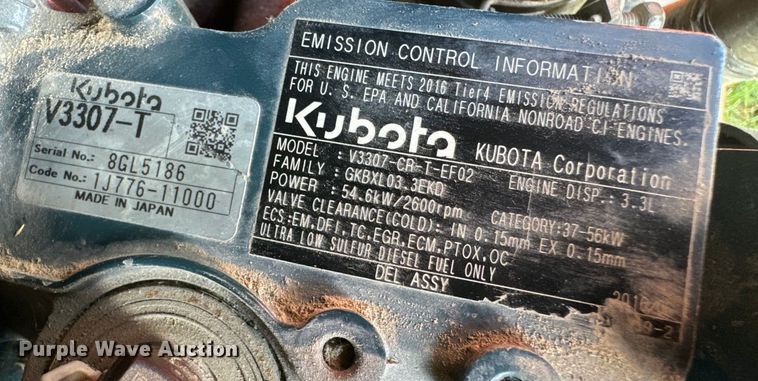 image for item OF9860 2016 Kubota SSV75 skid steer loader