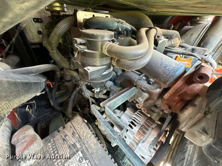 image for item OF9860 2016 Kubota SSV75 skid steer loader