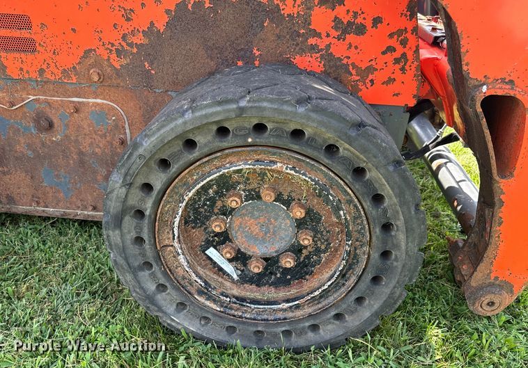 image for item OF9860 2016 Kubota SSV75 skid steer loader