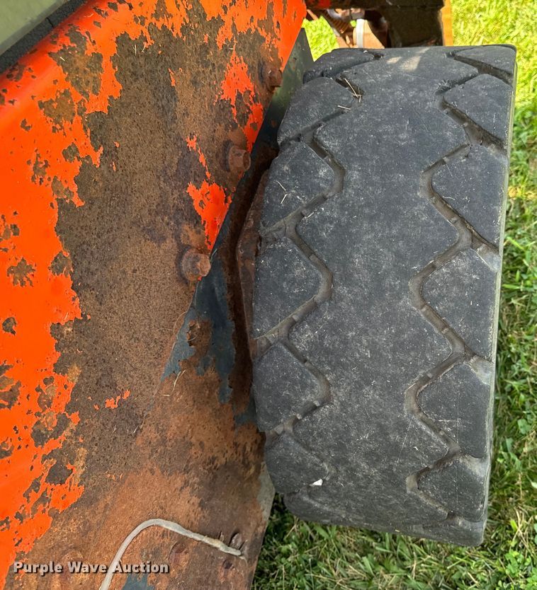 image for item OF9860 2016 Kubota SSV75 skid steer loader