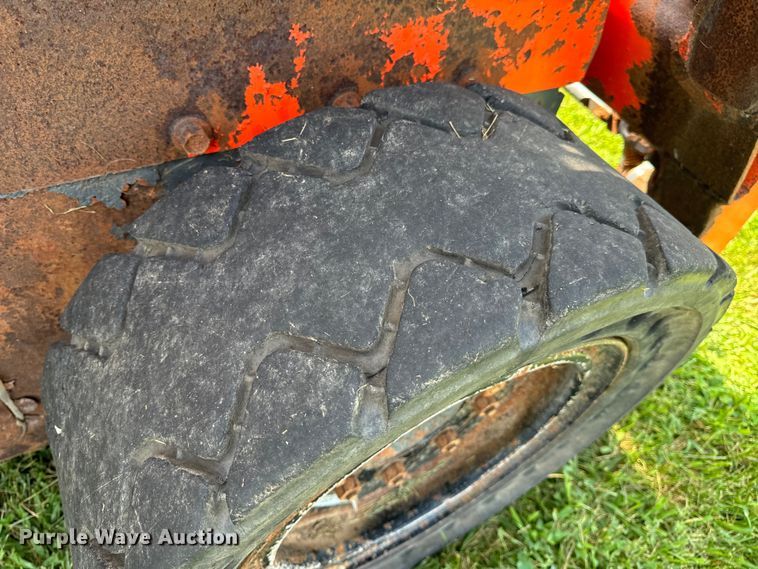 image for item OF9860 2016 Kubota SSV75 skid steer loader